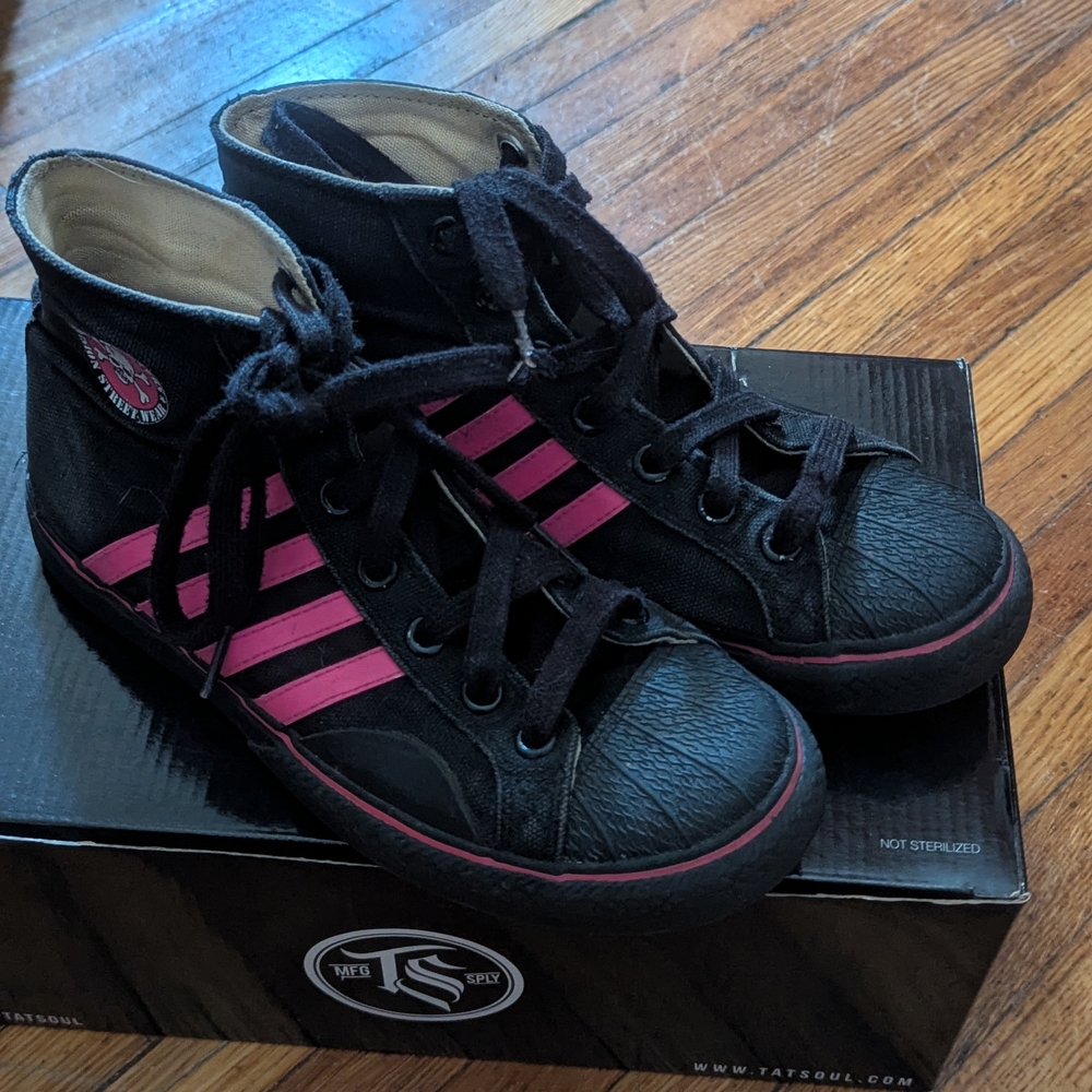 Women's- High Top Sneakers - Black and Pink